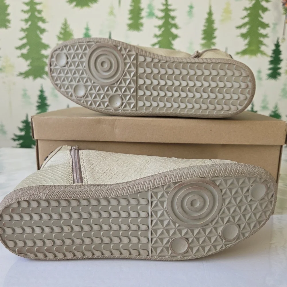 OTBT Samula 2 Cream Sneaker